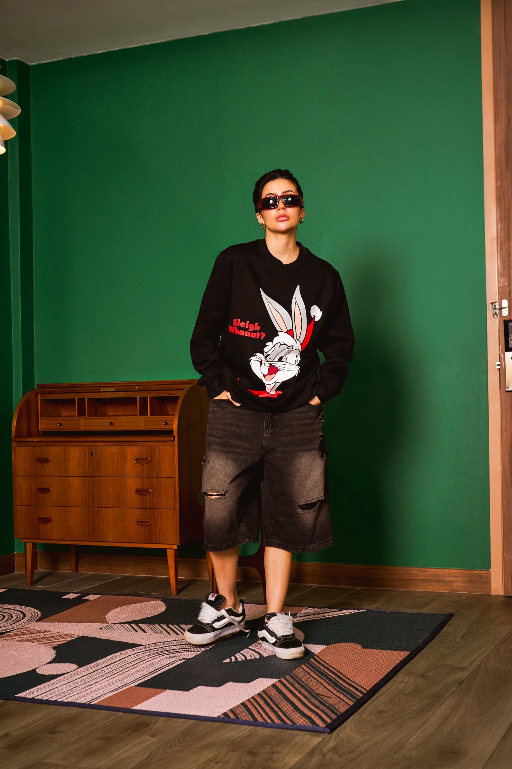 Black Bugs Bunny Sweatshirt for Women Classic Cartoon Streetwear