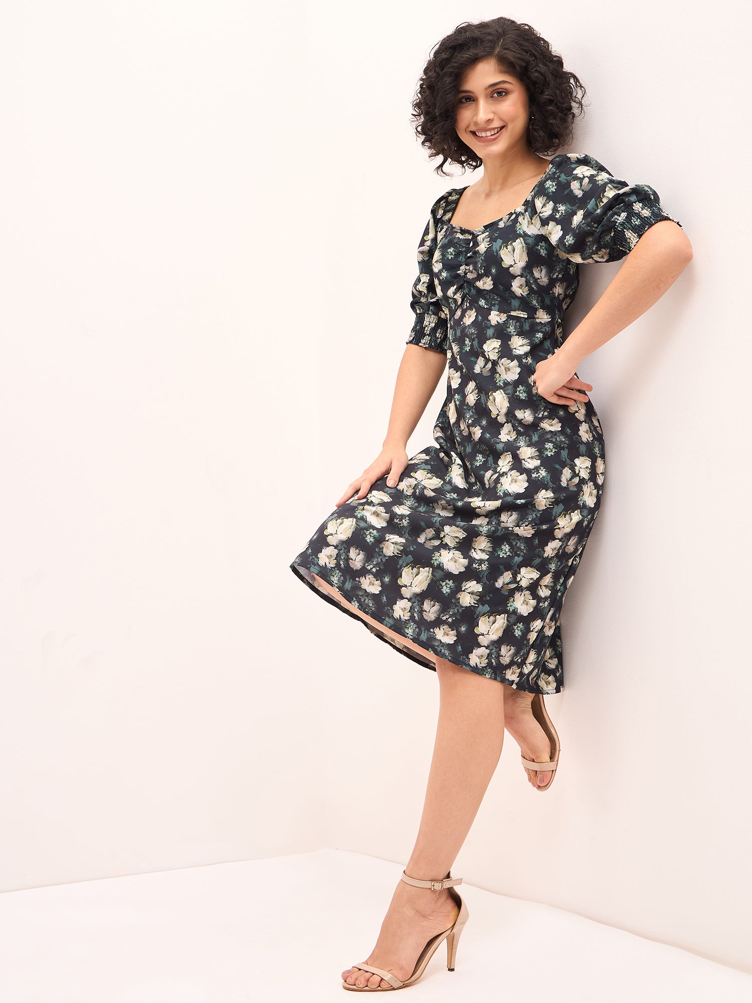 Dusky Floral Ruched Dress for Women in Multicolor Romantic Floral Party Outfit