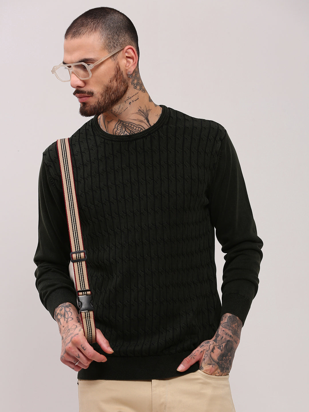 Men Olive Solid Casual Sweater Simple Modern Knit