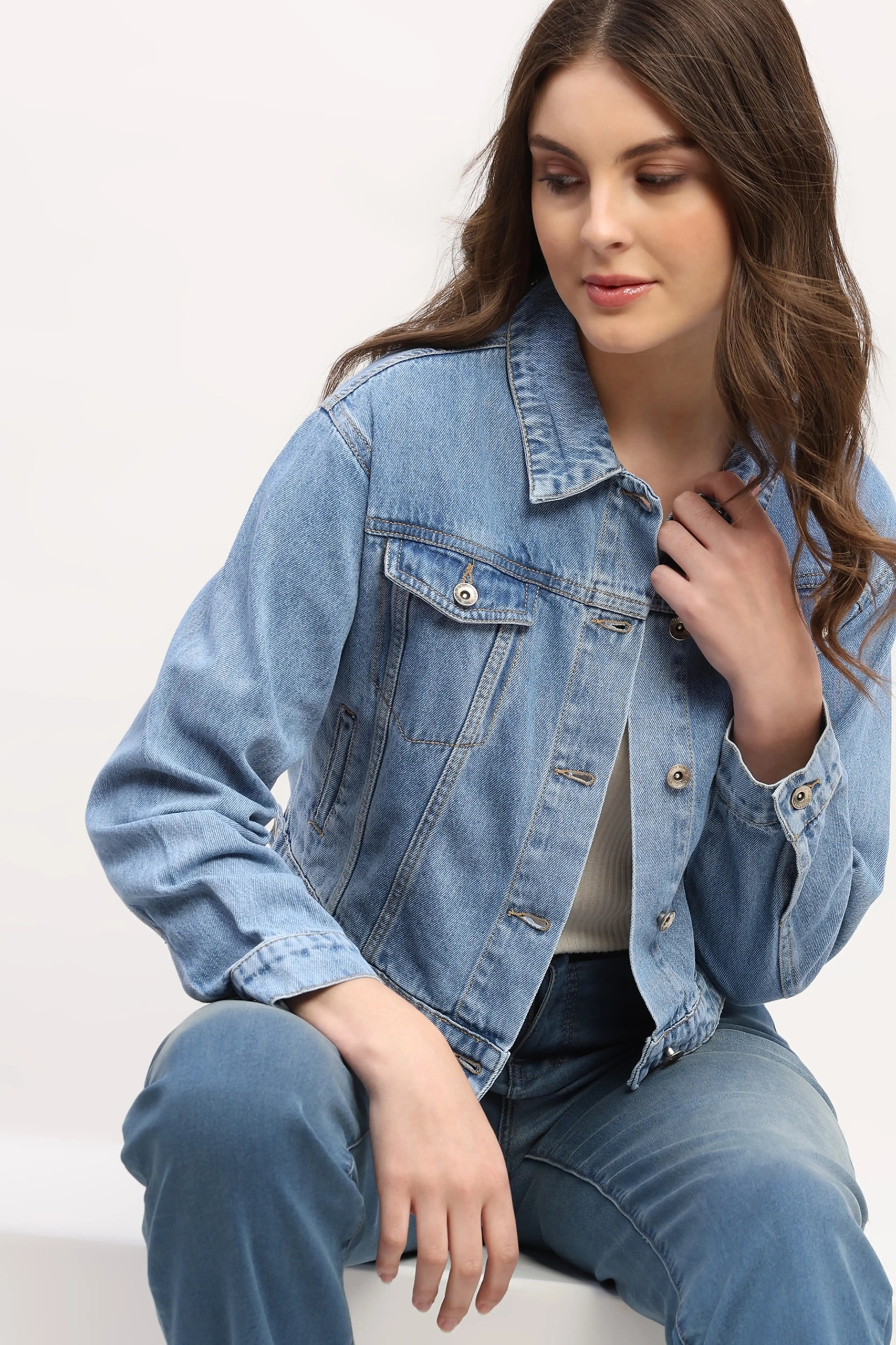 Classic Blue Denim Jacket for Women Trendy Casual Outerwear