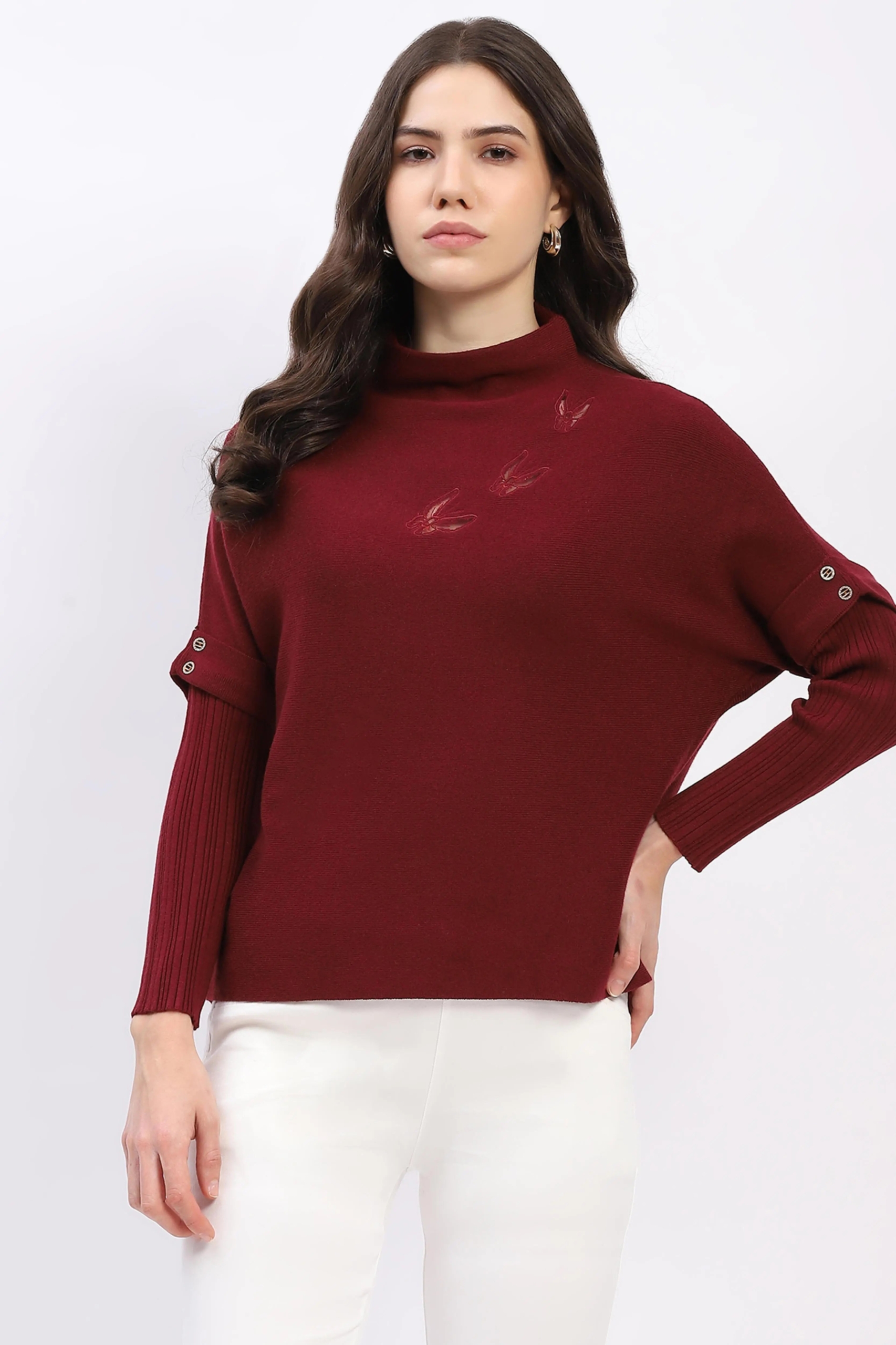 Butterfly Embroidered Pullover for Women Elegant Soft Knitwear